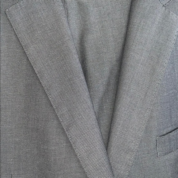 Boss suit - Picture 3 of 6